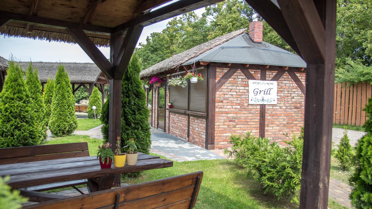 Zajazd Nad Stawem Grabowko Exteriör bild